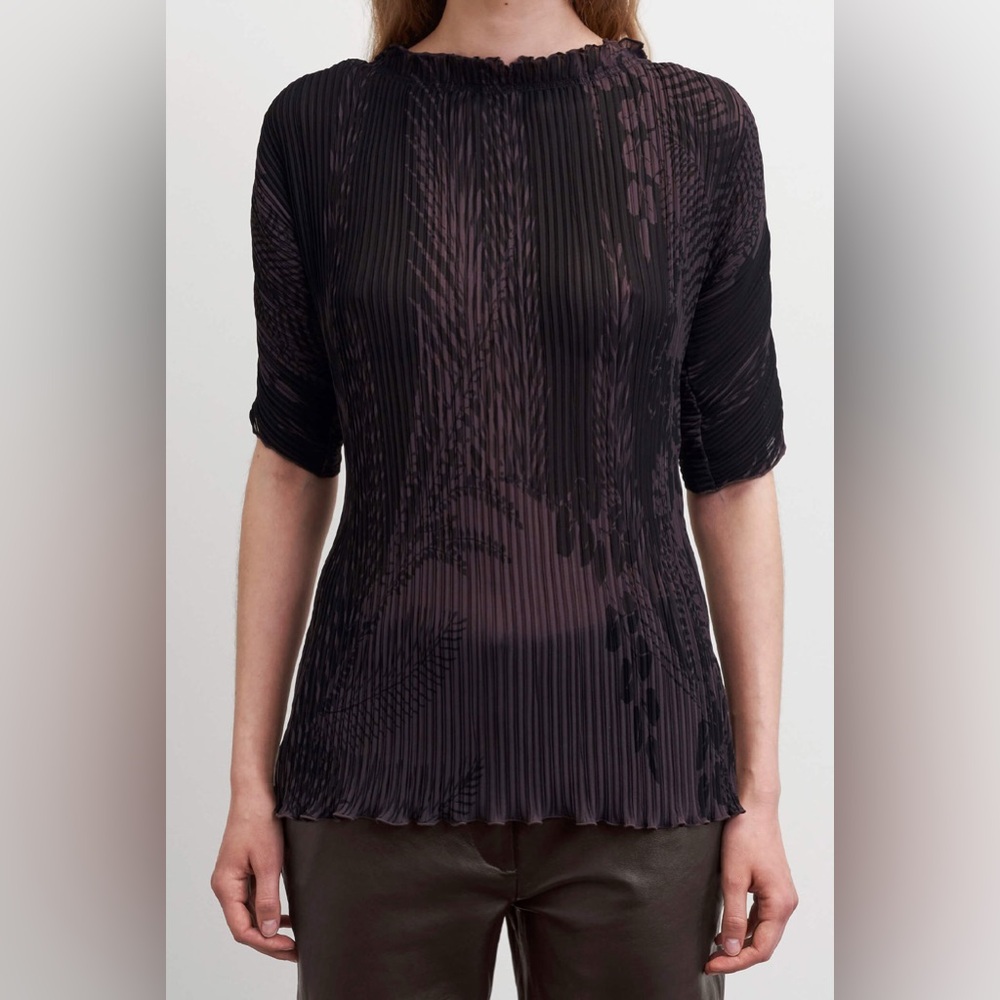 Tiger of Sweden Lavinna P Pleated Slim-Fit High Neck Top • EU 38 / US 6 NWT